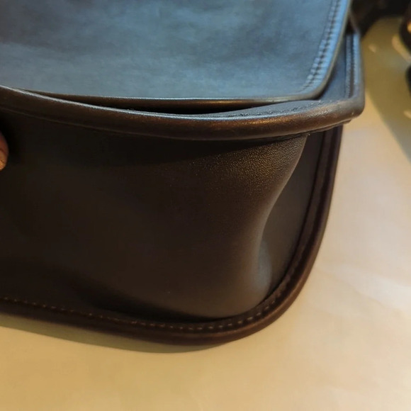 Vintage Coach leather 90's Patricia Legacy brown saddle Bag - Picture 4 of 13